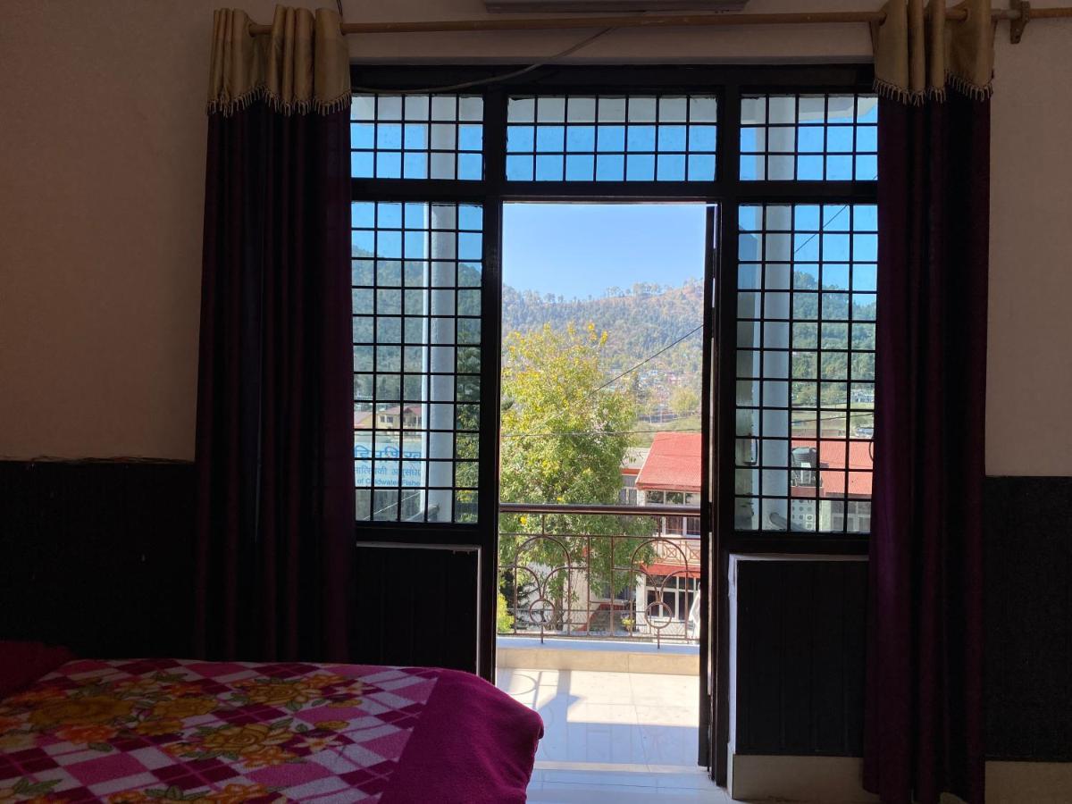 Kanara Hotel Bhīm Tāl Zewnętrze zdjęcie