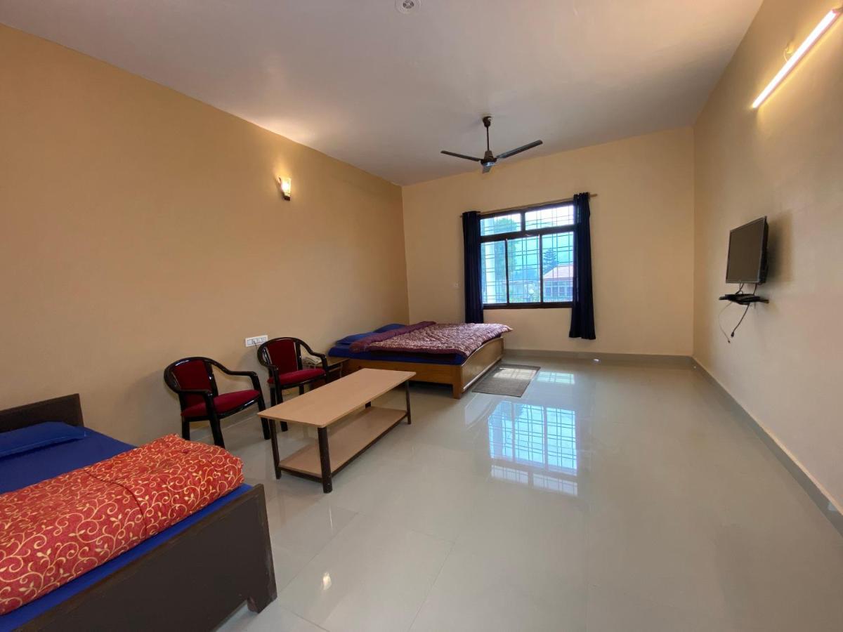 Kanara Hotel Bhīm Tāl Zewnętrze zdjęcie