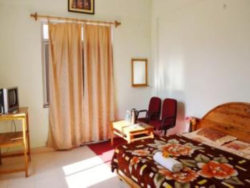 Kanara Hotel Bhīm Tāl Zewnętrze zdjęcie